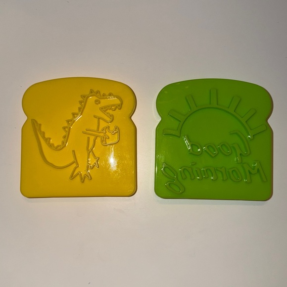 Williams Sonoma Fun Dinosaur Pancake Molds & toast stamps 🦕 🦖 - Picture 7 of 8